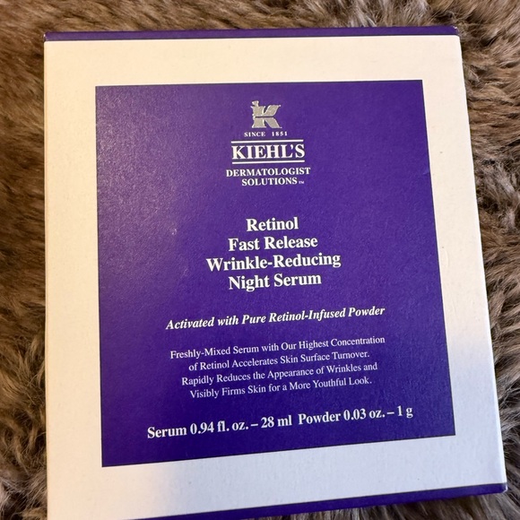 Kiehl's Retinol Night Serum - White and Purple - Picture 1 of 9